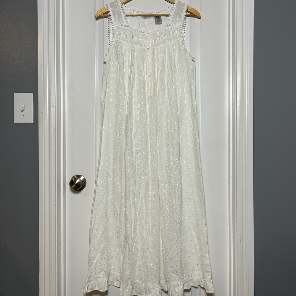 Adonna Vintage 90s Cotton White Floral Eyelet Embroidered Nightgown Nap Dress